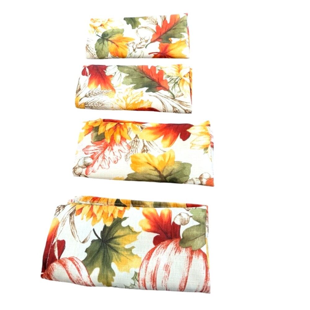 Set Of 4 Fall Napkins ,17x 17, Looks new but no tags - Picture 2 of 11
